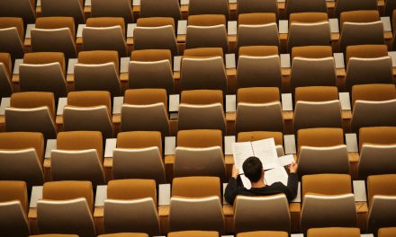 Patología de un régimen regulatorio: a propósito del Real Decreto 905/2025 y su aplicación a las universidades privadas