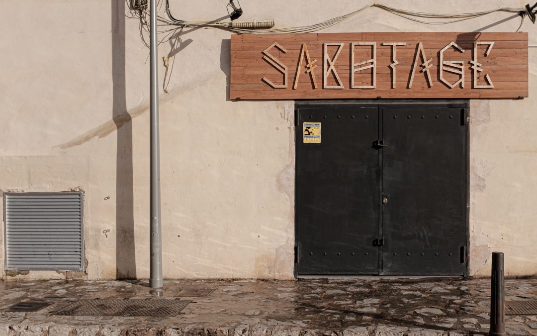 Derogación singular de los estatutos e interés legítimo de los administradores