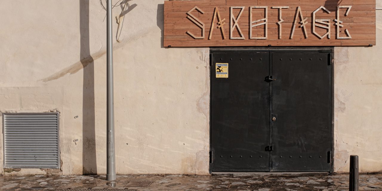 Derogación singular de los estatutos e interés legítimo de los administradores