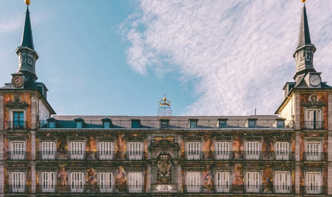 El uso de contratos patrimoniales por la Administración pública